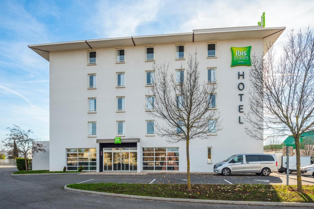 Ibis Styles Lyon Meyzieu Arena Stadium Exterior foto