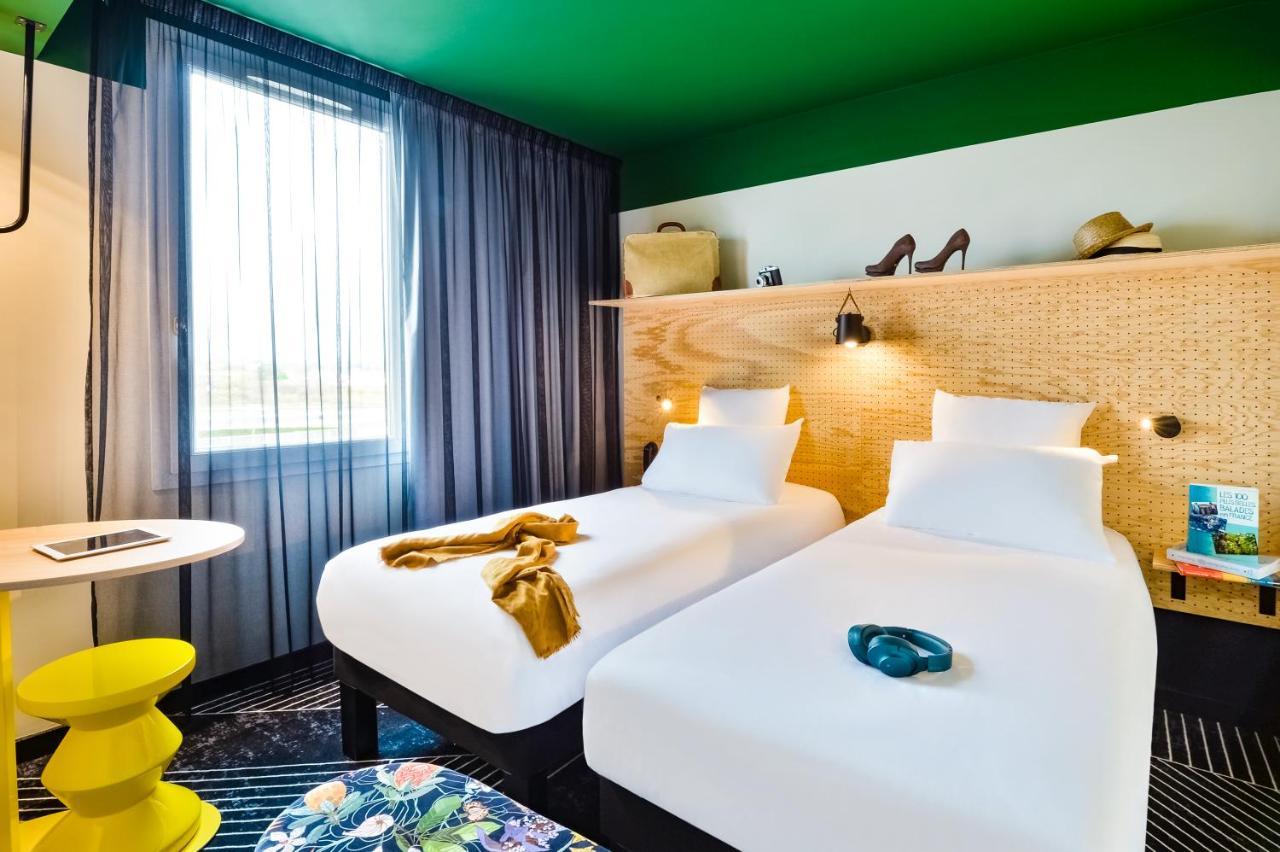 Ibis Styles Lyon Meyzieu Arena Stadium Exterior foto