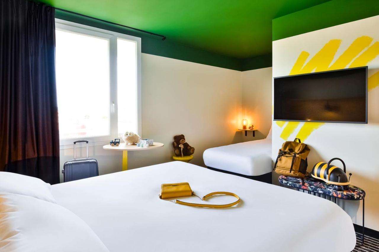 Ibis Styles Lyon Meyzieu Arena Stadium Exterior foto